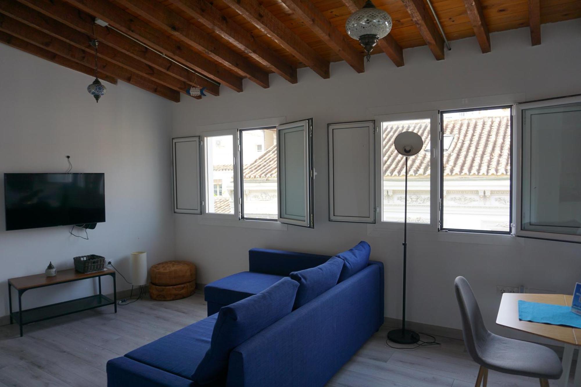 Apartamentos Mediterranea Centro Малага Екстериор снимка